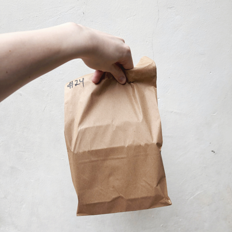 Convenient Pickup and Delivery Options for Wings and Pizza
